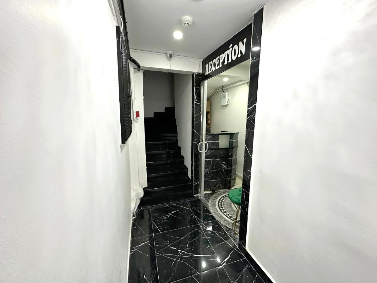 Menesa Hotel Истанбул Екстериор снимка
