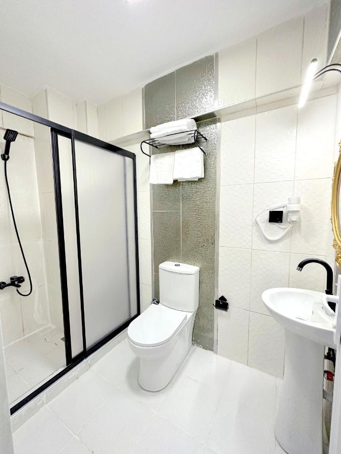 Menesa Hotel Истанбул Екстериор снимка