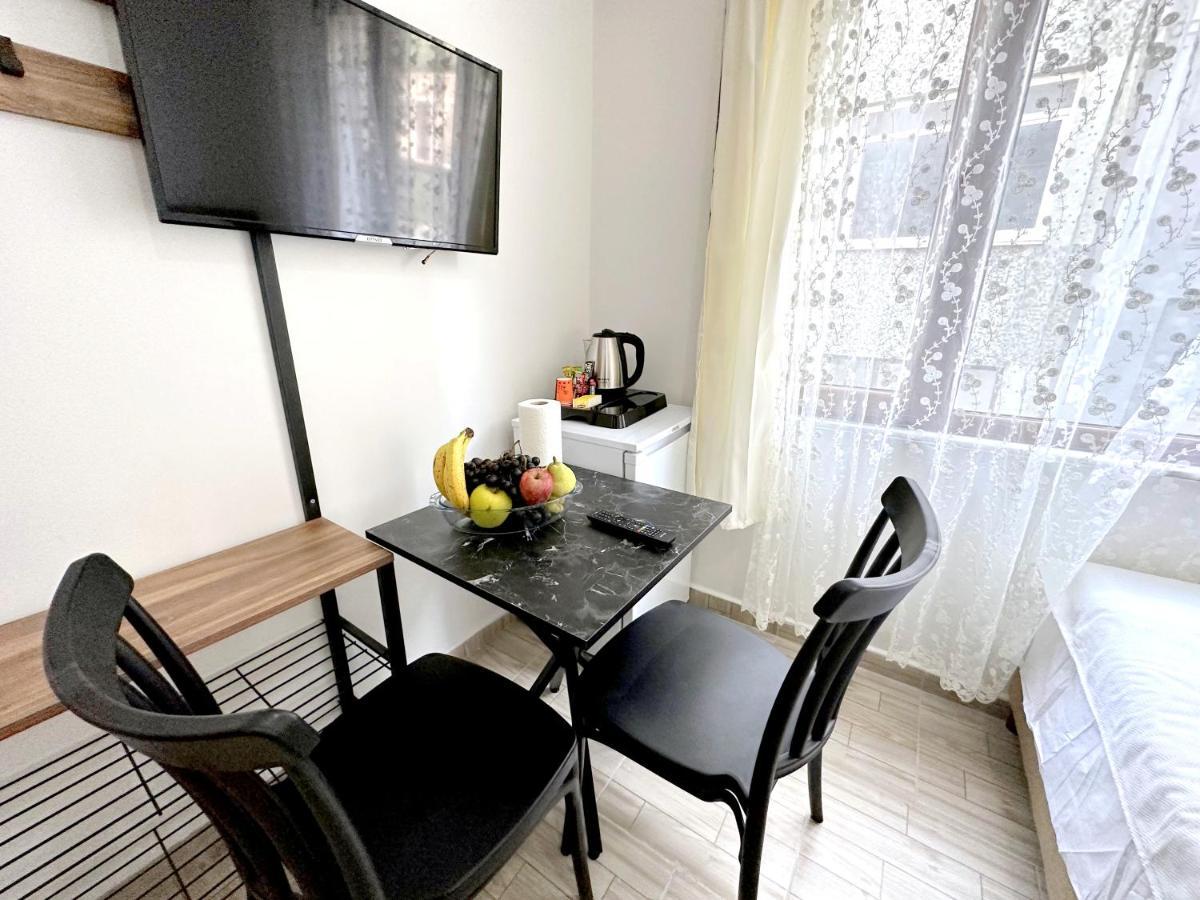 Menesa Hotel Истанбул Екстериор снимка