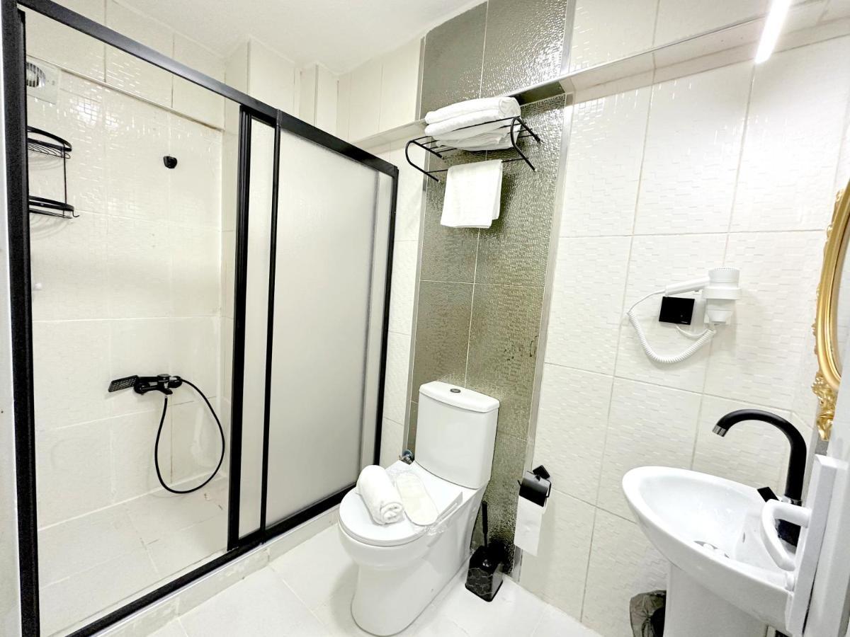 Menesa Hotel Истанбул Екстериор снимка