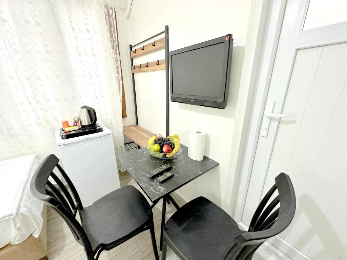 Menesa Hotel Истанбул Екстериор снимка