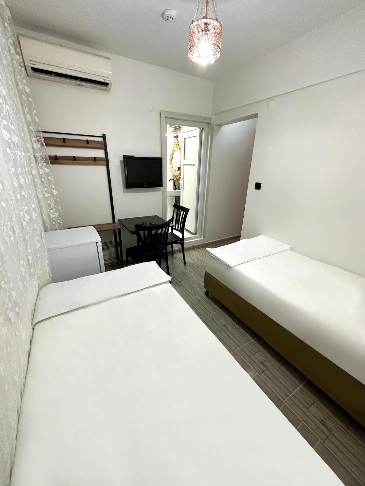 Menesa Hotel Истанбул Екстериор снимка